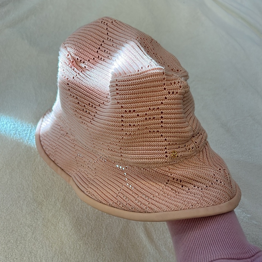 NWOT GUCCI GG CABLE KNIT FEDORA HAT - Picture 5 of 9